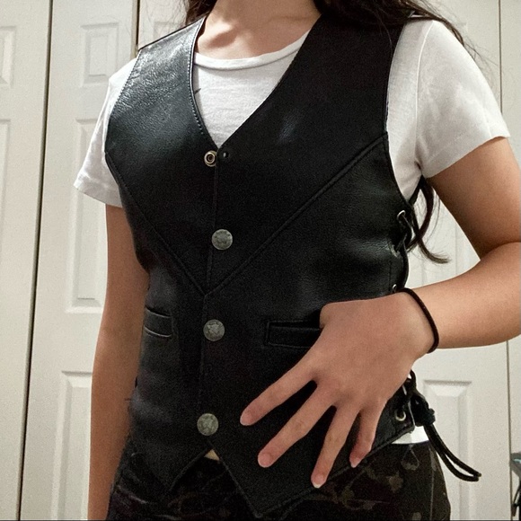 Authentic Harley Davidson leather vest - Picture 2 of 8